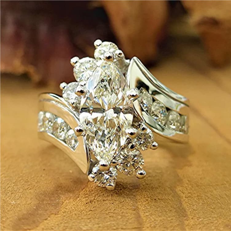 Horse Eye Shaped Zircon Ring For Women