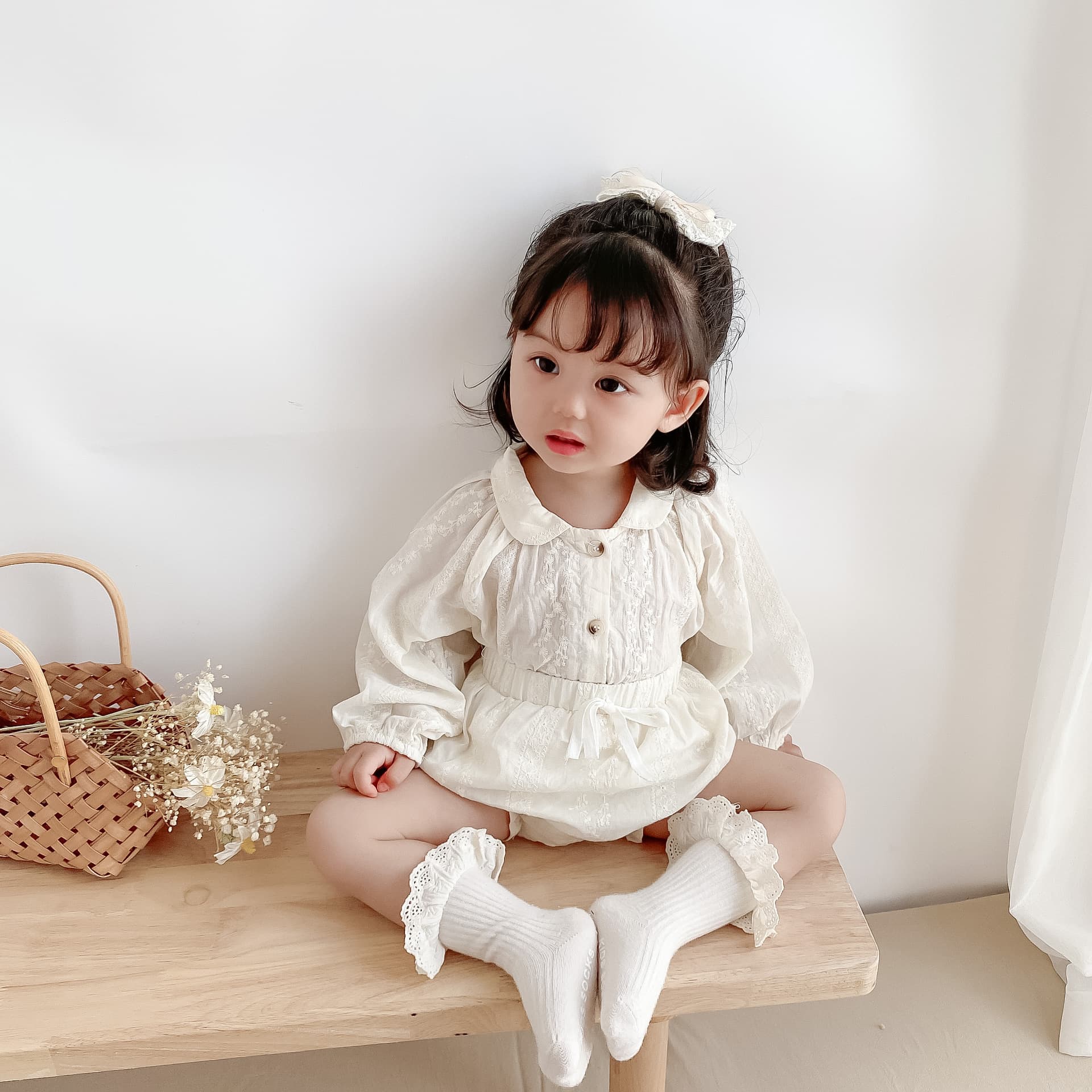 Children's Clothing Girls' Spring And Autumn New Fashion Charming Loose Lace Embroidery Stand Collar Shirt Set Cute Girl